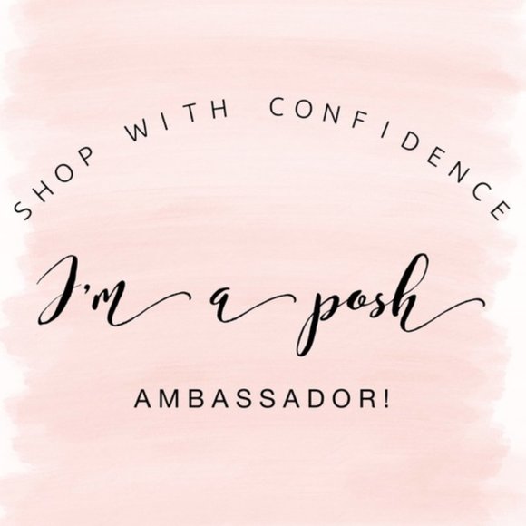 ๐ Sustainable Fashion Advocate ๐Posh Ambassador - Picture 3 of 9